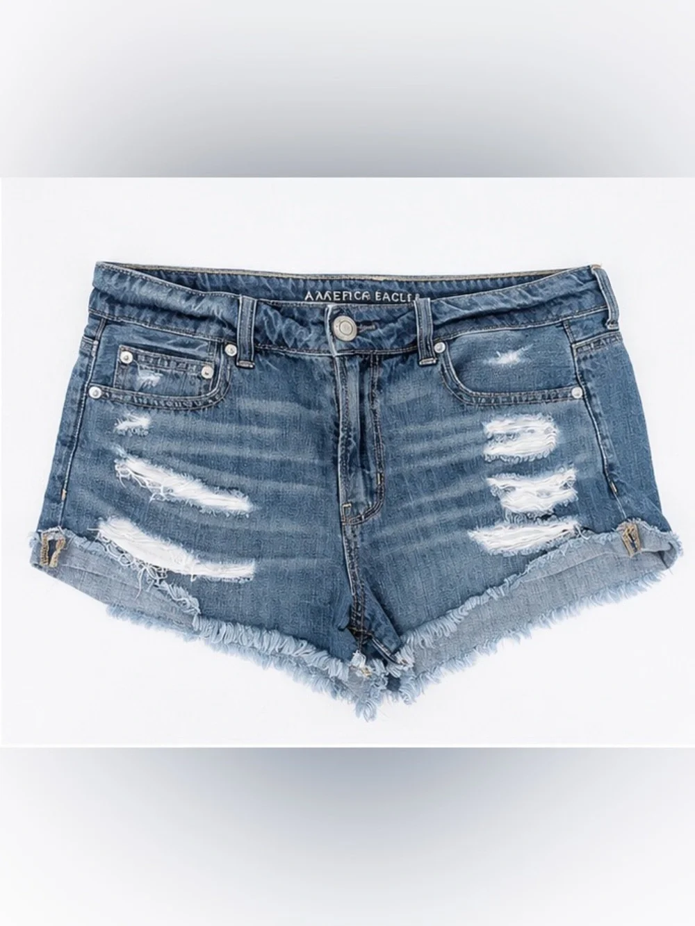 American Eagle Tomgirl Shorts Women’s Size 8 Distressed Denim Cutoff Frayed Hem
